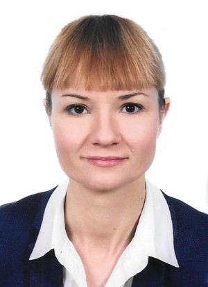 dr hab. Justyna Lipińska